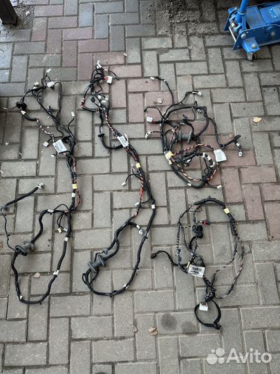 Жгут проводов двери задка Лада Веста кросс