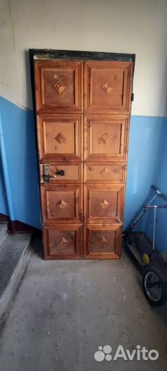 Металлическая дверь бу
