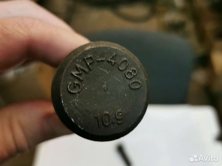 Болт крепления колеса M22x1.5x82/74/32mm, AJA04910