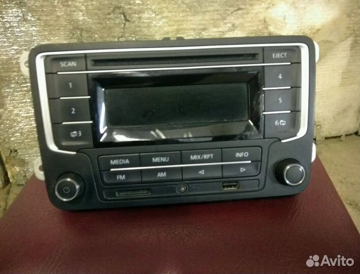 Штатная магнитола фольксваген