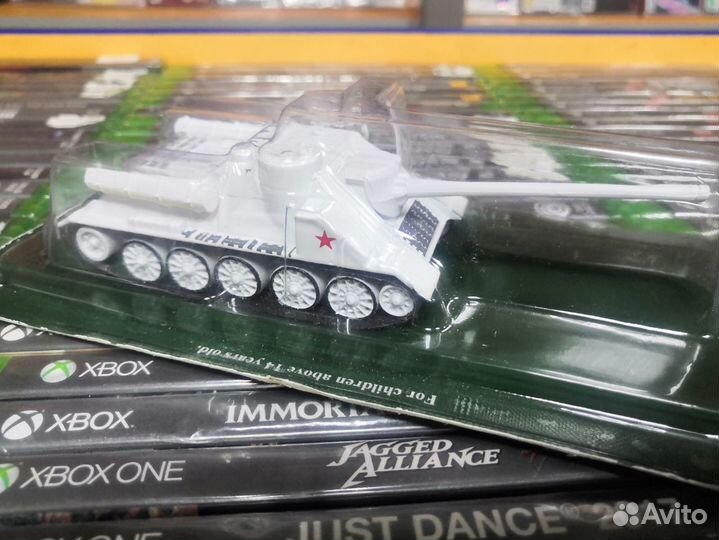 Модель су-100(Зимний Камуфляж)