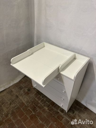 Пеленальный столик комод
