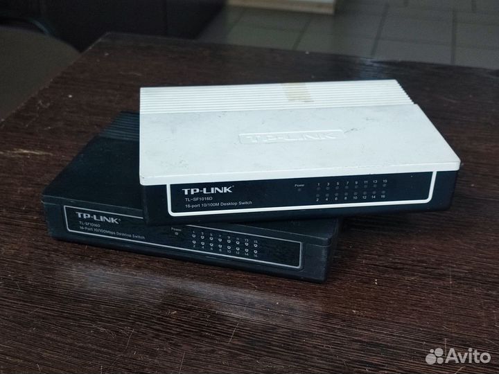 Коммутатор TP-Link TL-SF1016D