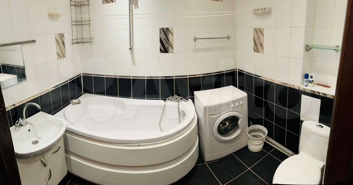 2-к. квартира, 65 м², 1/5 эт.