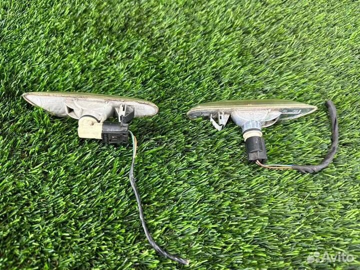 Повторитель поворота в крыло Bmw 3 E90 N52B25 2008