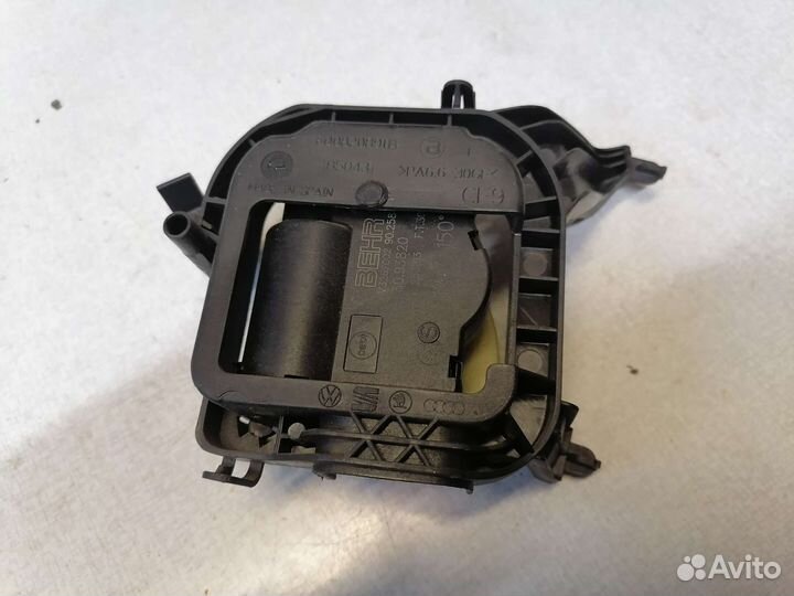 Моторчик заслонки печки Фольксваген поло