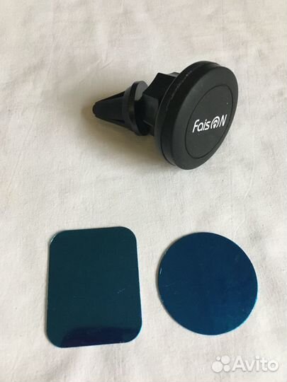 Держатель для телефонов автомобильный магнитный