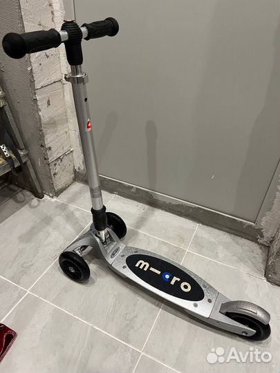 Самокат Micro Kickboard Compact серебристый