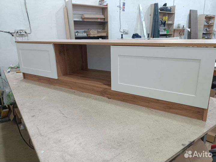 Тумба под телевизор