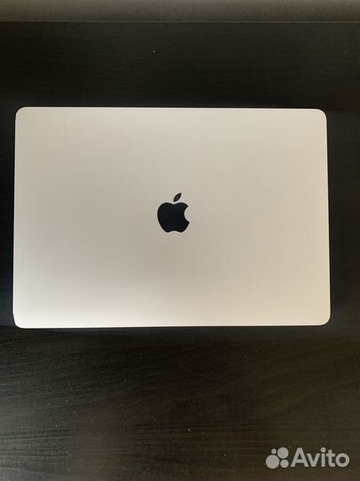 Apple MacBook Air 13 2020 Retina/i5/8Gb/256Gb SSD