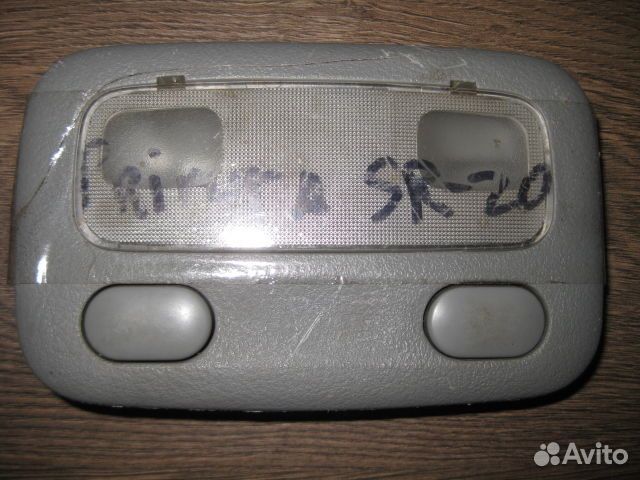 Плафон салонный Nissan Primera P10 (1990–1996)