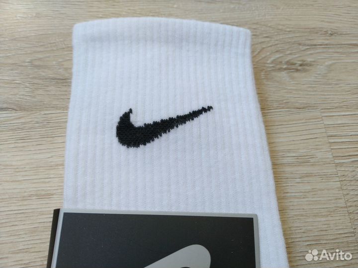 Носки nike высокие белые