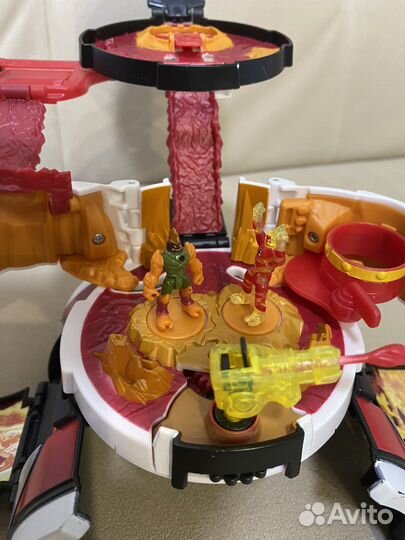 Бен 10 база, часы, микро мир