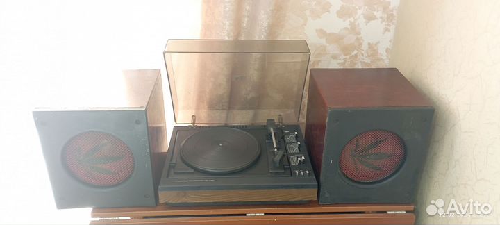 Проигрыватель винила