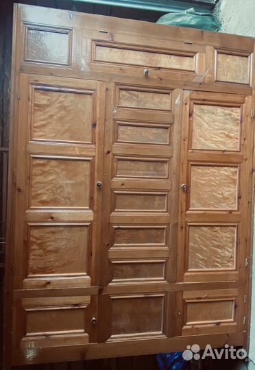 Шкаф в прихожую бу
