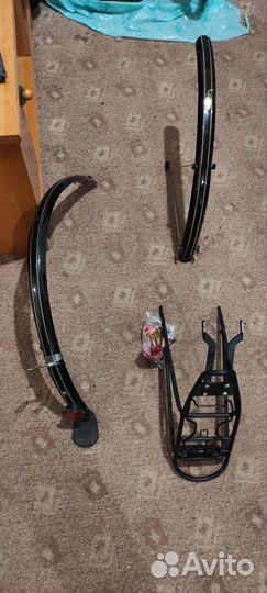 Багажник с крыльями для велосипеда