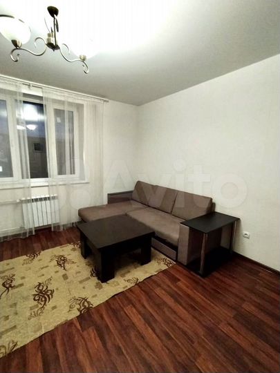 2-к. квартира, 56 м², 2/12 эт.