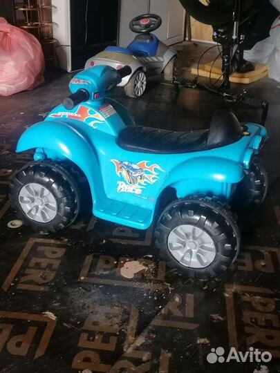 Детский квадроцикл на аккумуляторе