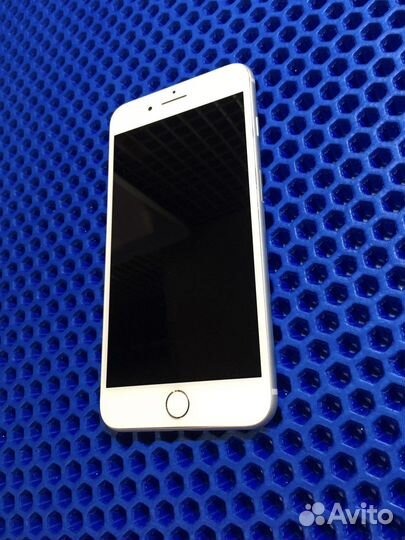 iPhone 8 plus 64gb