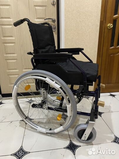 Новая инвалидная коляска