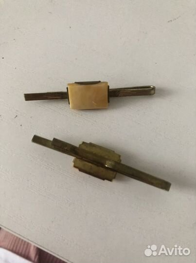 Зажим для галстука СССР с янтарем винтаж