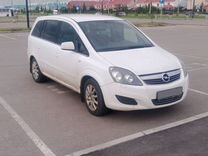 Opel Zafira 1.8 MT, 2011, 220 000 км, с пробегом, цена 810 000 руб.