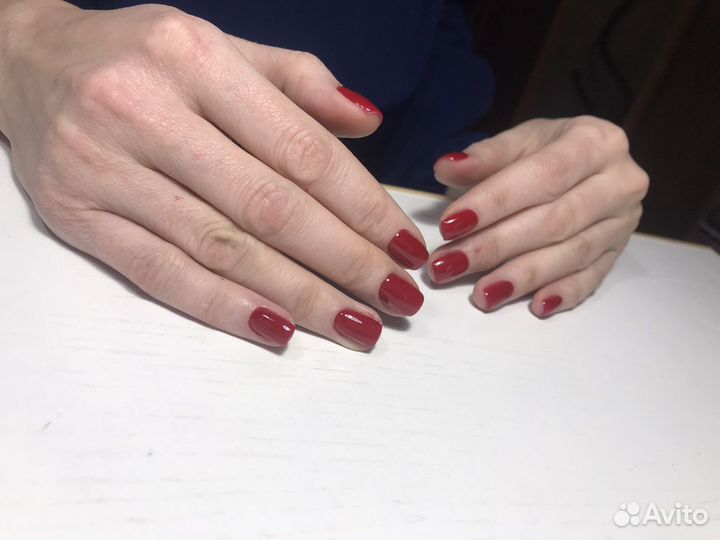 Маникюр с покрытием гель-лаком