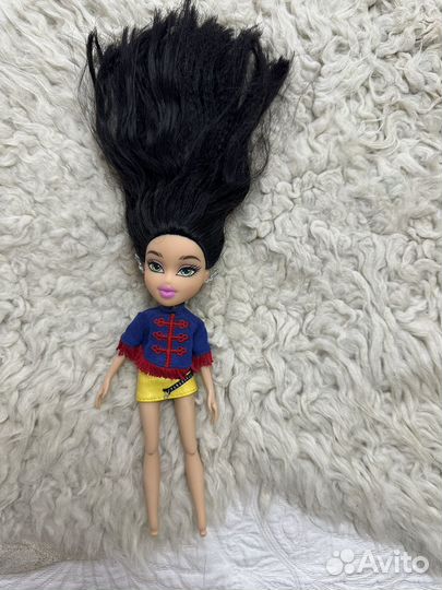 Кукла Jade Madeline