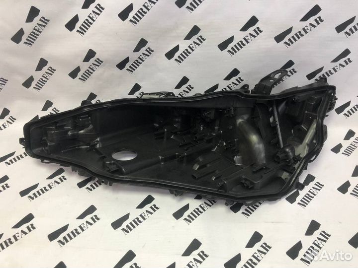 Левый корпус фары Lexus ES 7 2018-н.в. Full LED