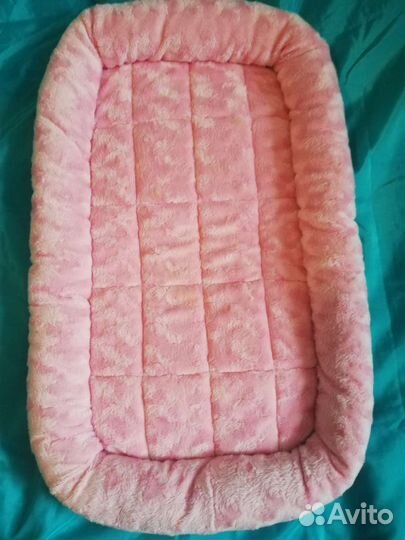 Клетки для животных и птиц и разные лежаки