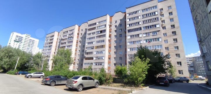 3-к. квартира, 65 м², 3/9 эт.