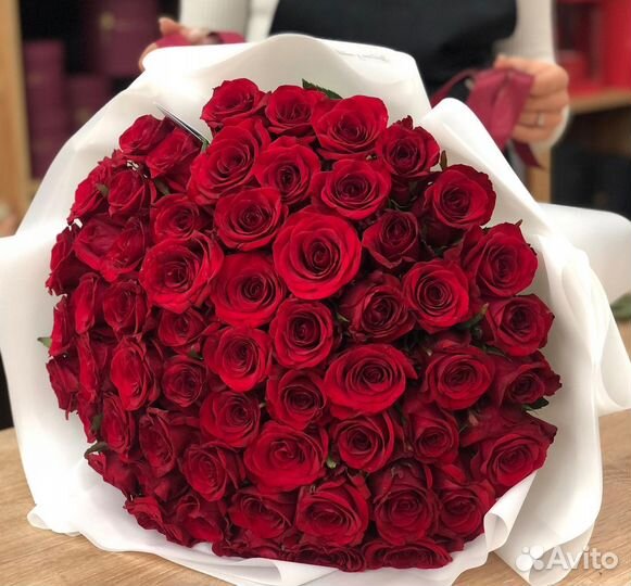 Розы в Форме Сердца. Цветы в Коробке. Доставка