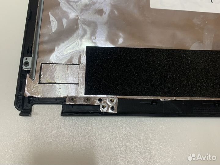 Крышка матрицы ноутбука msi cr400