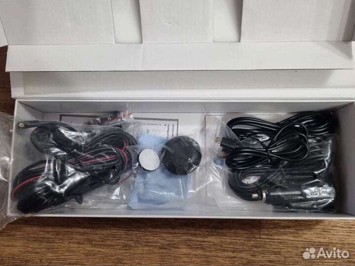 Видеорегистратор Neoline с камерой заднего вида