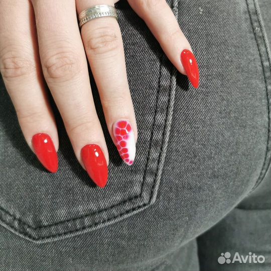 Мастер маникюра