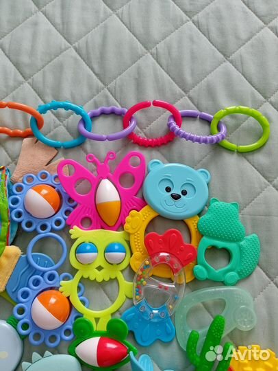 Игрушки для малыша