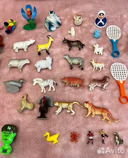 Коллекция фигурок из Киндера