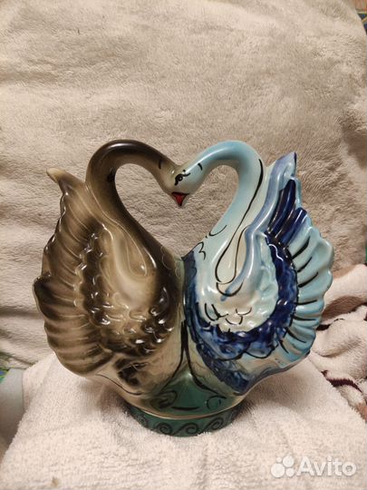 Фигурка-статуэтка