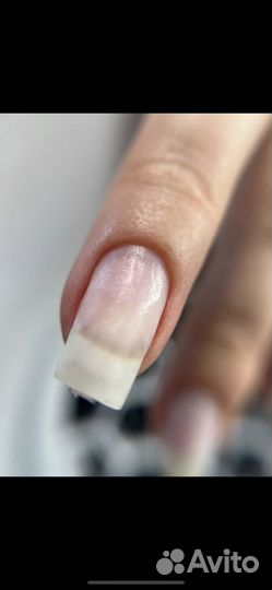 Маникюр педикюр