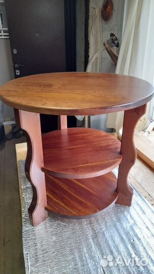 Журнальный столик круглый