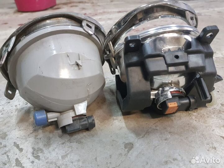 Противотуманки Toyota LC200