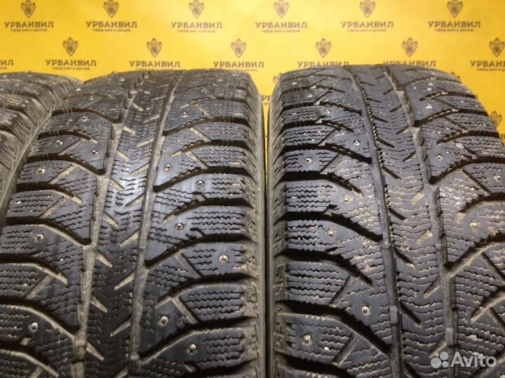 Bridgestone Ice Cruiser 7000 205/65 R15 82T
