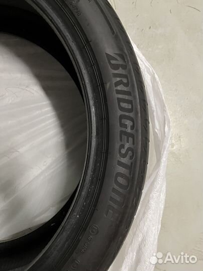 Bridgestone Turanza T005 255/40 R20