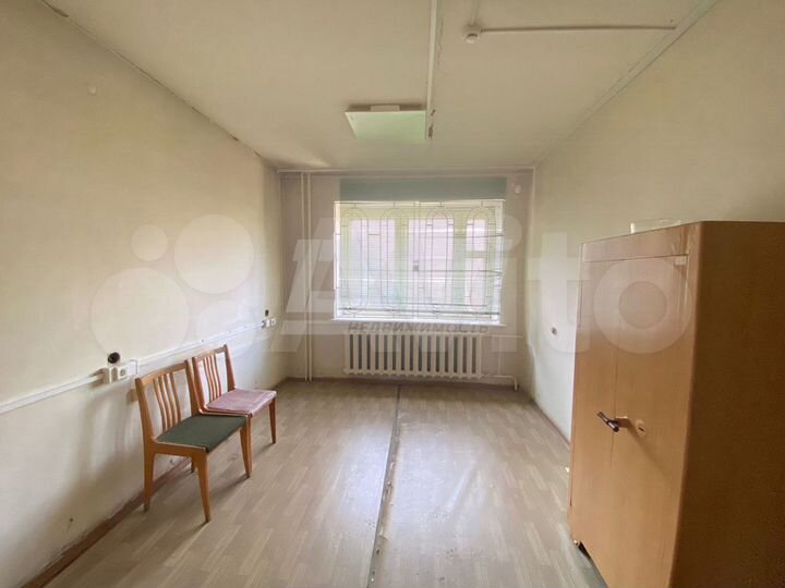 Продам офисное помещение, 339.8 м²