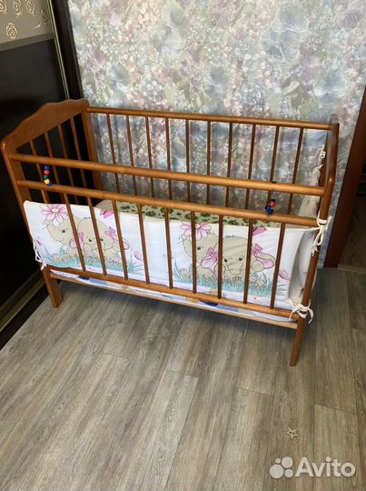 Детская кровать с маятником+бортики
