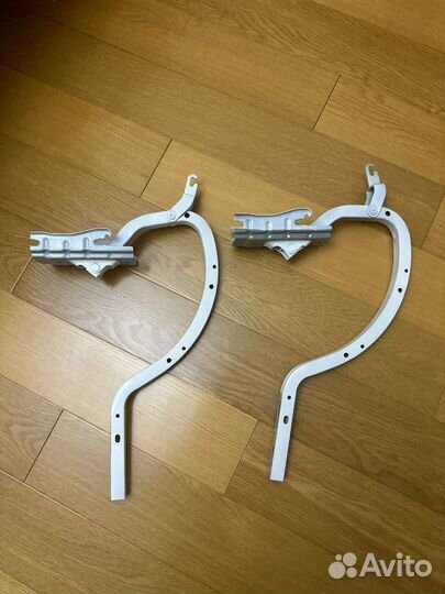 Петли на крышку богажника от камри 50