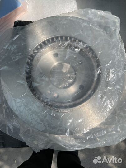 Тормозной диск задний передный 4 шт miles K010631