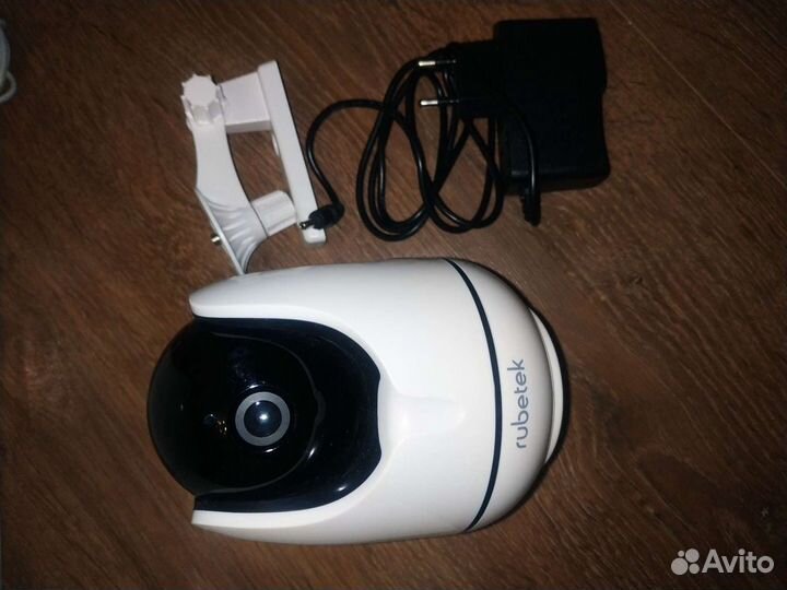 Камера видеонаблюдения Wi-Fi поворотная