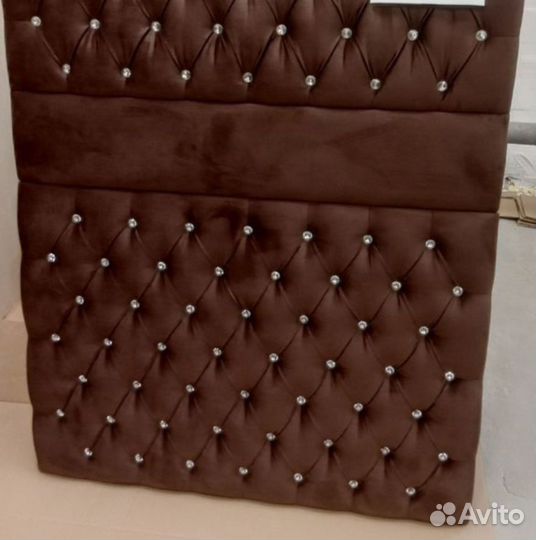 Продается новая вешалка велюр со стразами