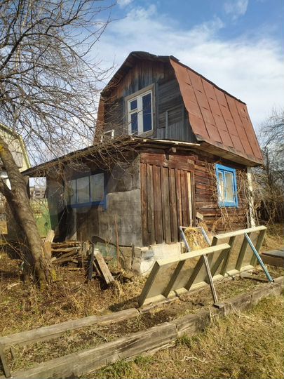 Дача 25 м² на участке 8 сот.